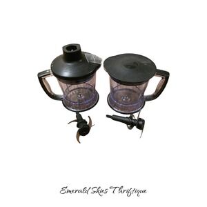 Lot of 2 ninja 5 cup replacement pitchers and blades, like new. Free ship